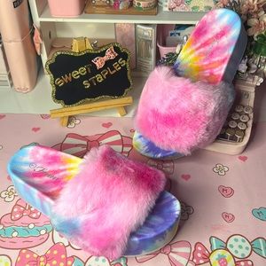 🍬 Barbie Style Rainbow Cotton Candy Fluffy Pink Platform Slides 👡 🎀💜🩵🩷💛